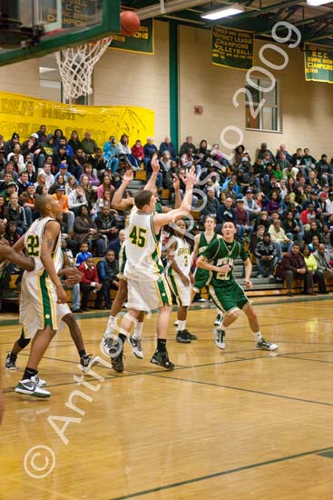 V Bkball 032