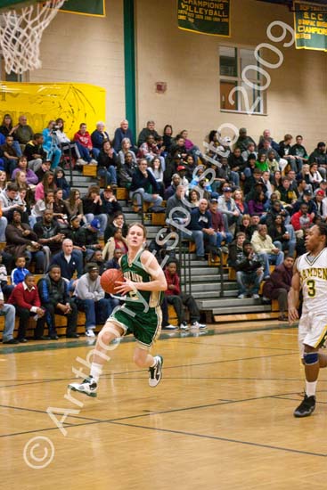 V Bkball 037