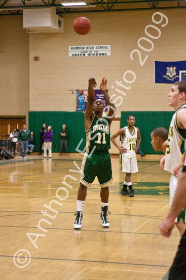 V Bkball 042