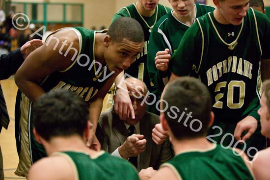 V Bkball 094