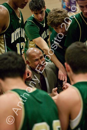 V Bkball 095