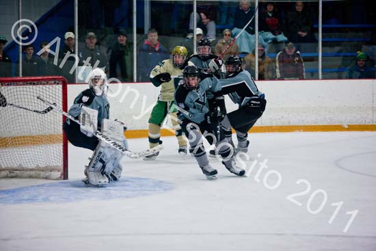 V Hockey 108