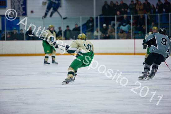 V Hockey 213